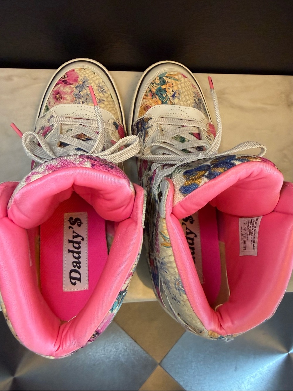 2013 Daddy's Money Pink Floral High-Top Sneakers for Women New - Picture 6 of 9